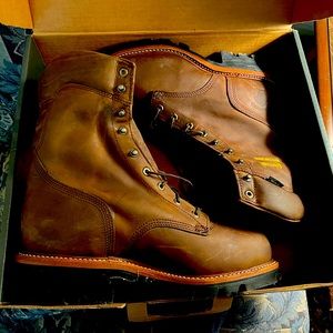 New in box Chippewa super logger boots